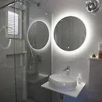 Apartmani Makarska 公寓 *